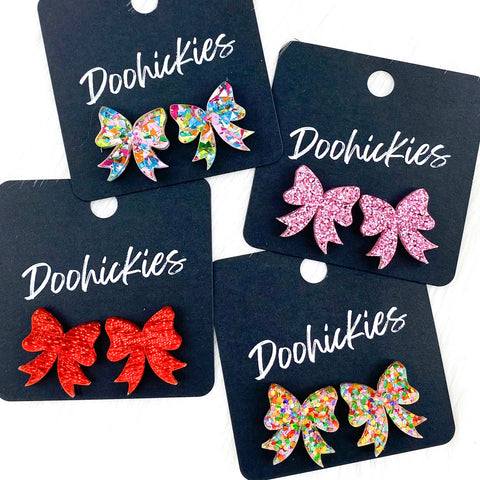 15mm Glitzy Bow Studs