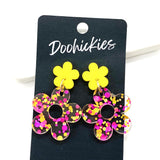 1.5" Confetti Daisy Dangles - Summer Acrylic Earrings