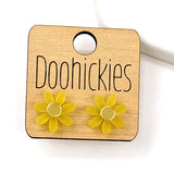 14mm Frosted Daisy Studs - Spring Earrings